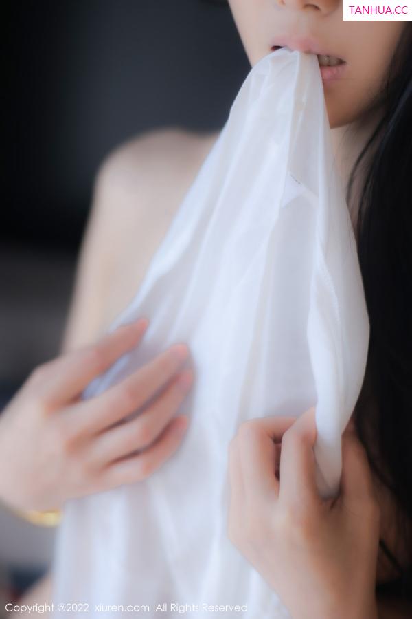   [XiuRen]高清写真图 2022.11.03 No.5799 苏苏阿 新人瑜伽服第92张图片